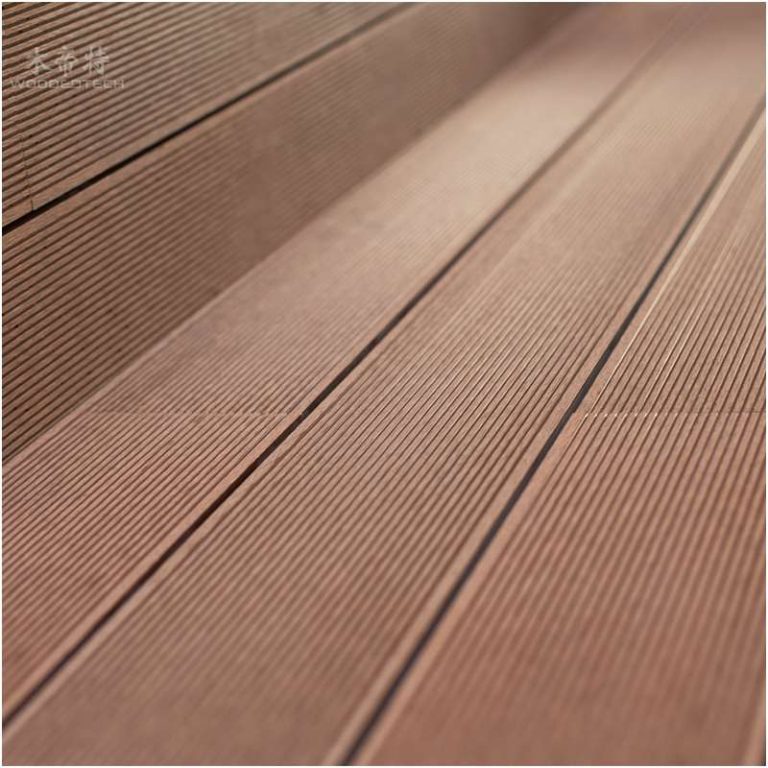 Can wood-plastic flooring be used in high temperature environments？