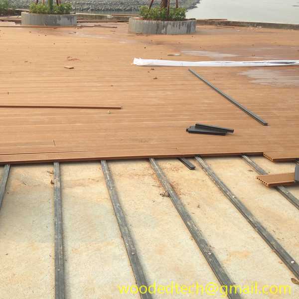 How to cut composite decking?