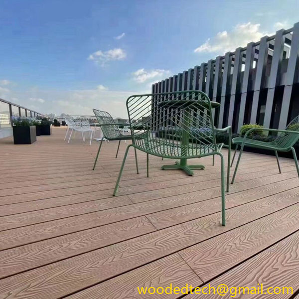 3D WPC decking used in large commercial plazas