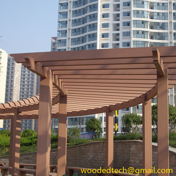 Curved WPC pergola