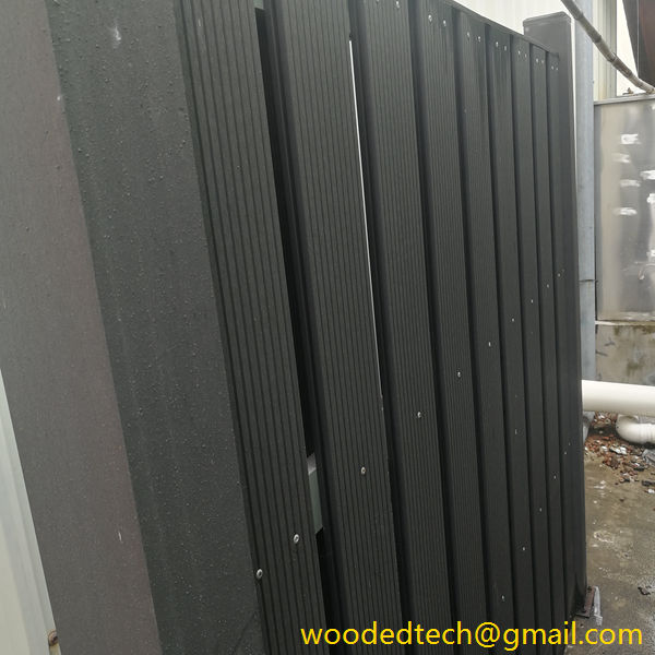 Protective wall made of plastic wood composite outdoor flooring