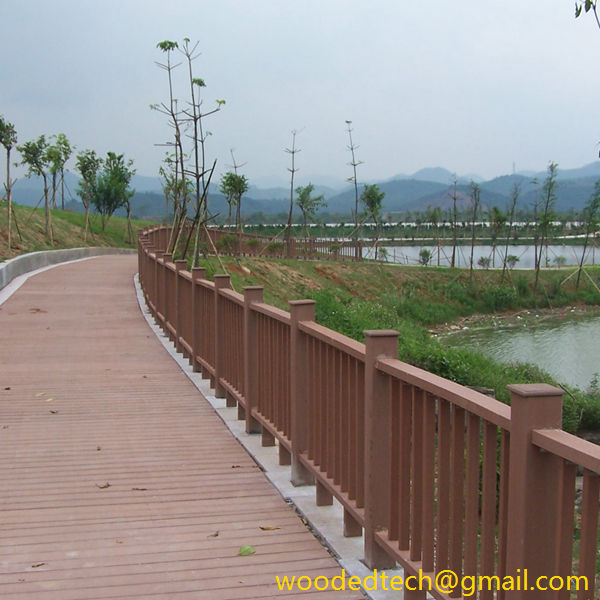 Railing for composite deck can effectively protect safety