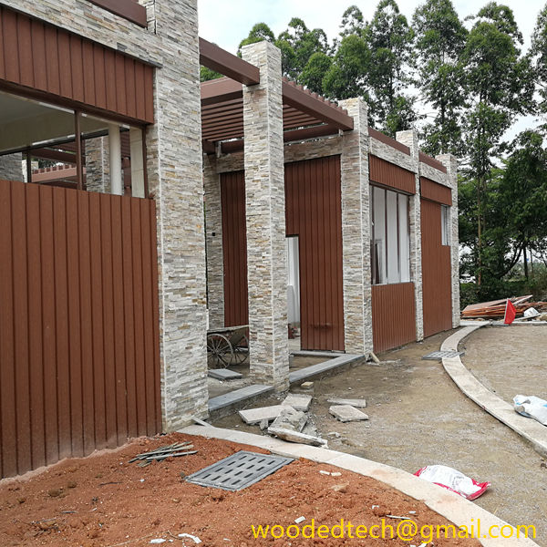 WPC wall cladding used on the exterior wall of the restroom in the Jiangbian Park on Ma’anshan Island, Zhongshan