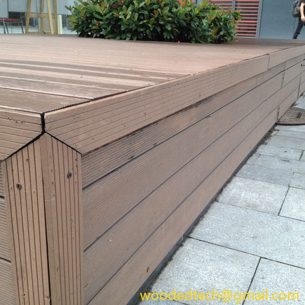 composite decking board used on the outdoor platform of Guangzhou Nansha Fuli Community