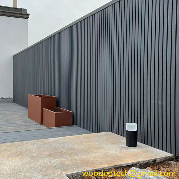 Waterproof exterior wall panels are also very beautiful when used as courtyard decorative wall panels