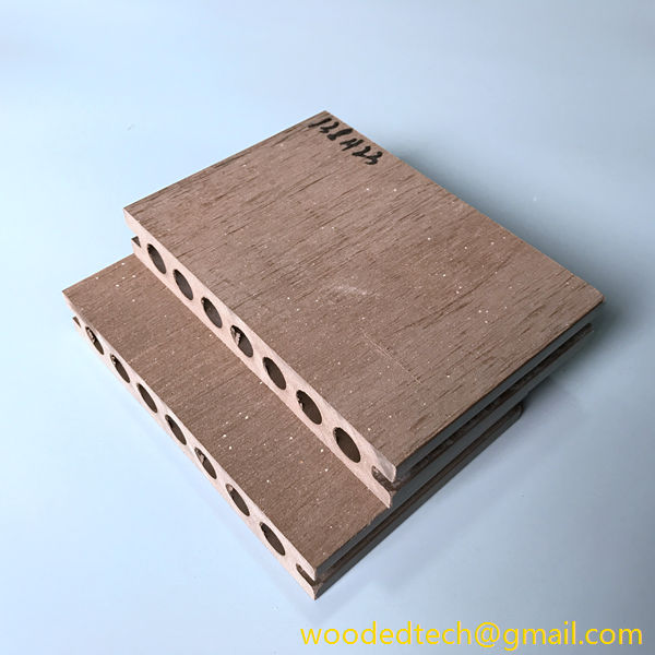 Enjoy the Durability of WPC Outdoor Waterproof Laminate Decking Floor