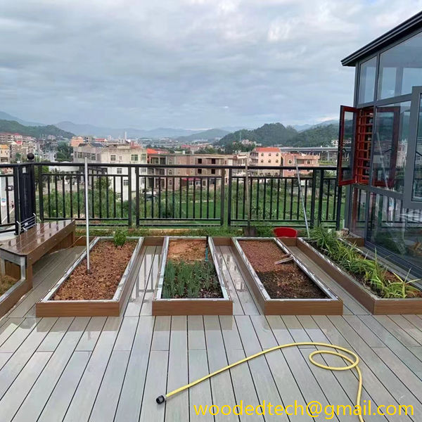 Fully Capped Composite Decking: The Advantages of Fully Capped Composite Decking for Durability