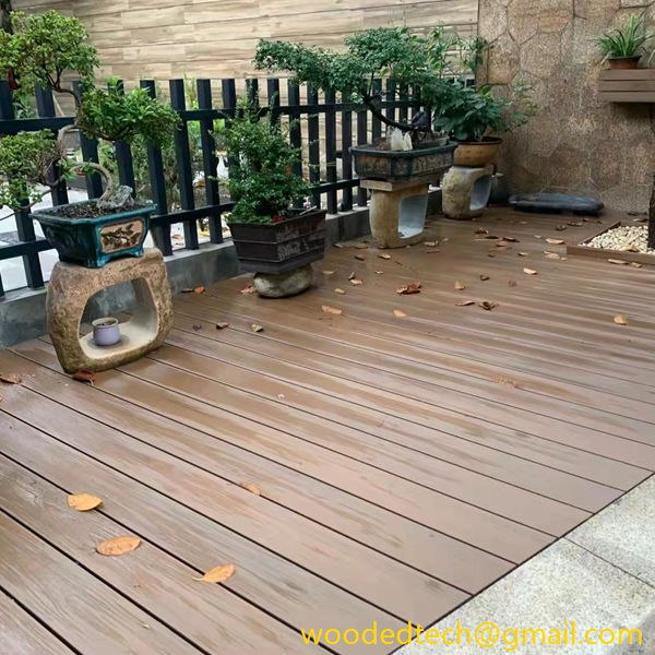 Jet Wash Composite Decking for Easy Cleaning