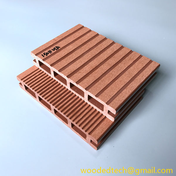 What is Wood Polymer Decking: Learn About Wood Polymer Decking Solutions