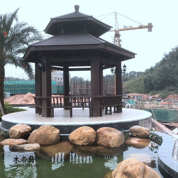 Garanzia sui gazebo in legno composito e plastica per la massima tranquillità