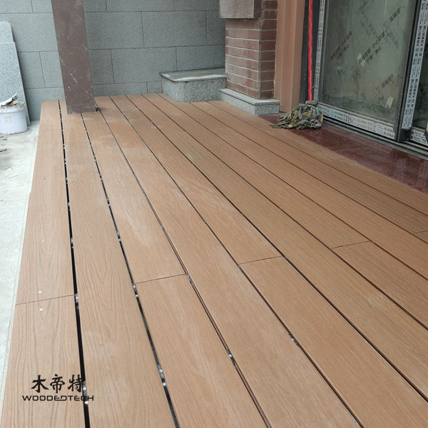 防水 WPC Treillage 安裝夾子:Woodedtech 指南