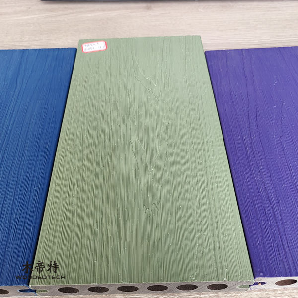Jelajahi Pilihan Kayu Plastik Luar Ruangan dengan Woodedtech untuk Hasil Akhir yang Tahan Lama dan Bergaya