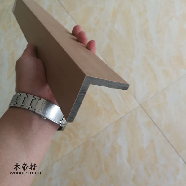 Telado em plástico com efeito de madeira, resistente aos raios UV, ideal para instalações exteriores de longa duração